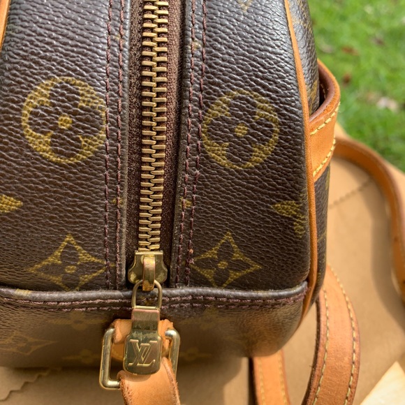 Louis Vuitton Blois crossbody bag - Picture 7 of 8